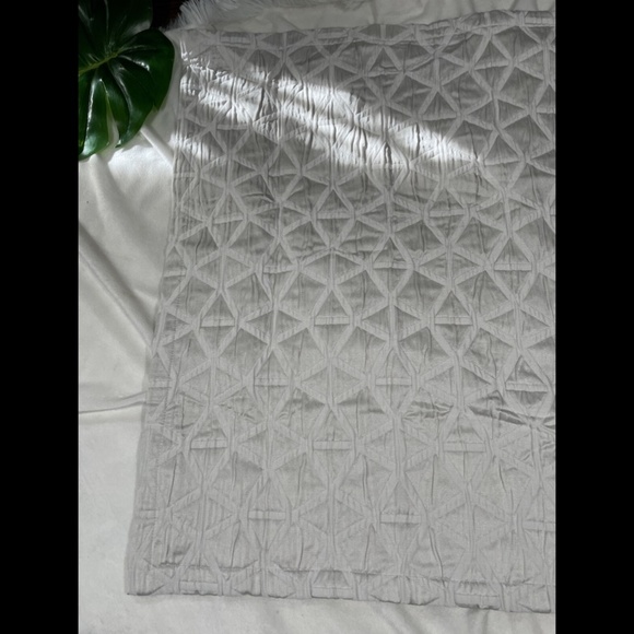 NEW Hotel Collection Interlattice Quilted (1) Euro - Picture 2 of 10